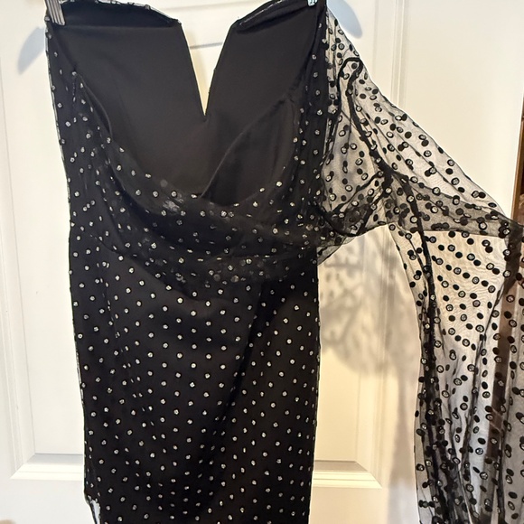 H:ours black embellished one sleeve cocktail dress - Picture 2 of 5